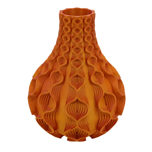 Oranje 3D-geprinte vaas met een complex, golvend reliëfpatroon.
